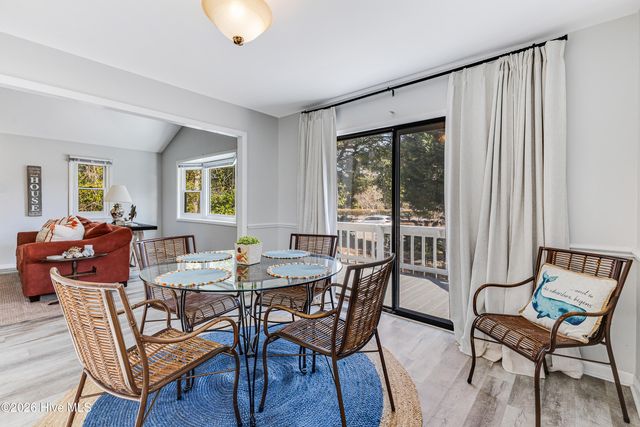 105 SE 30th Street, Oak Island, NC 28465