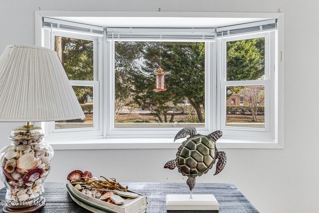 105 SE 30th Street, Oak Island, NC 28465