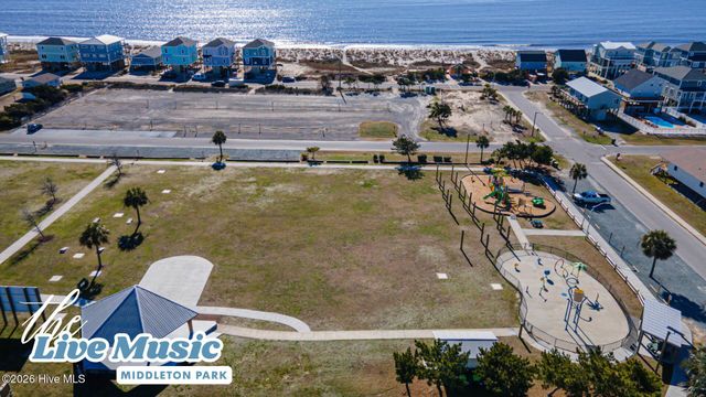 105 SE 30th Street, Oak Island, NC 28465