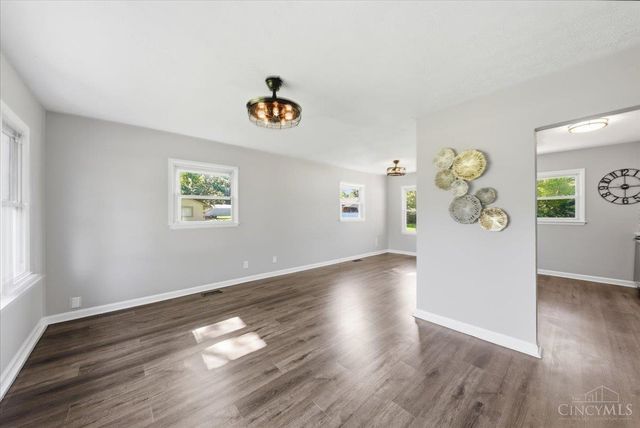6611 Hendrickson Road, Middletown, OH 45044
