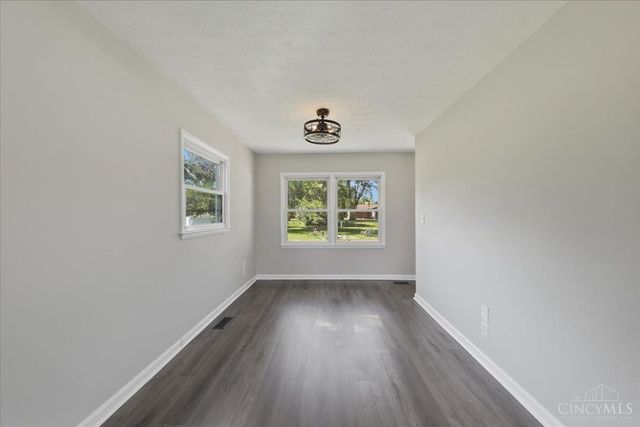 6611 Hendrickson Road, Middletown, OH 45044