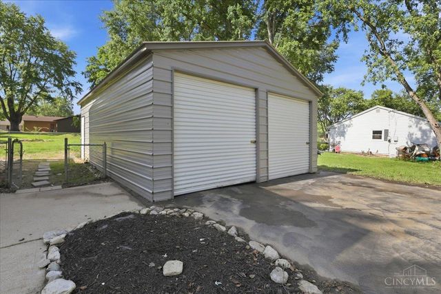 6611 Hendrickson Road, Middletown, OH 45044