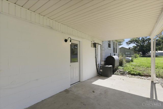 6611 Hendrickson Road, Middletown, OH 45044