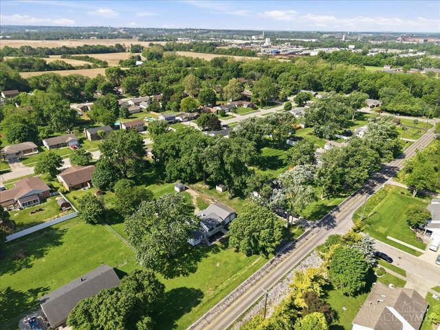 6611 Hendrickson Road, Middletown, OH 45044