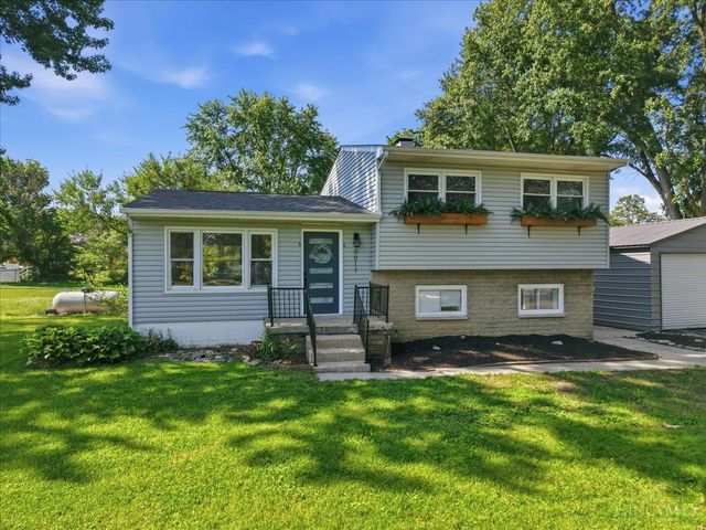 6611 Hendrickson Road, Middletown, OH 45044