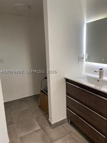 2201 S Ocean Drive 1507, Hollywood, FL 33019