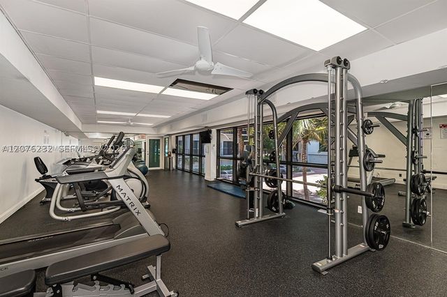 2201 S Ocean Drive 1507, Hollywood, FL 33019