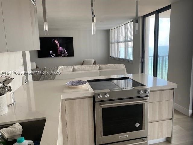 2201 S Ocean Drive 1507, Hollywood, FL 33019