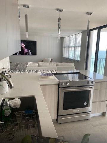2201 S Ocean Drive 1507, Hollywood, FL 33019