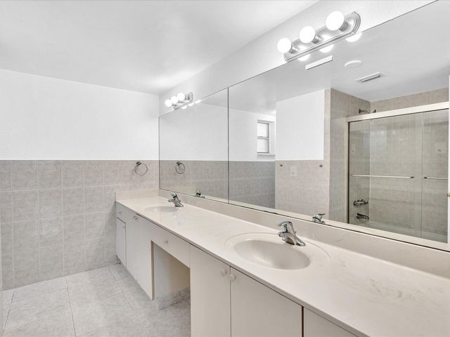 4255 N University Drive 308, Sunrise, FL 33351