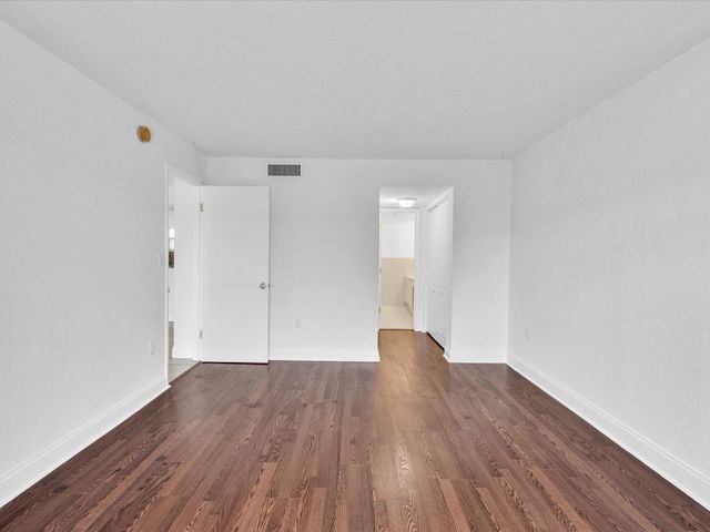 4255 N University Drive 308, Sunrise, FL 33351