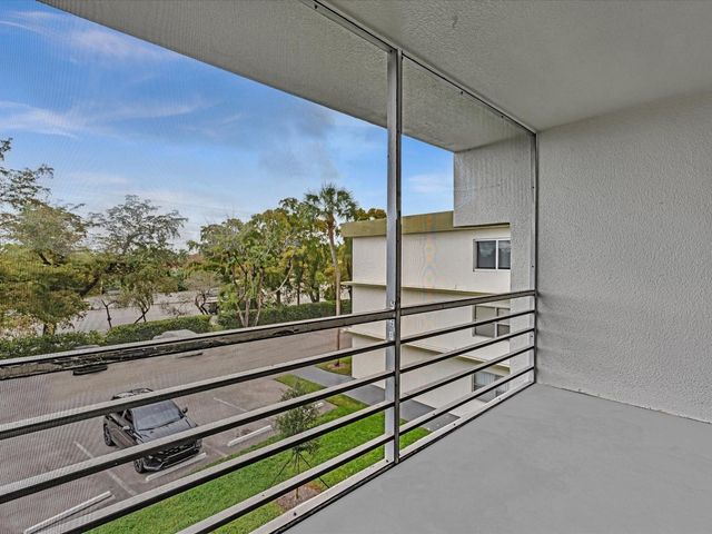 4255 N University Drive 308, Sunrise, FL 33351