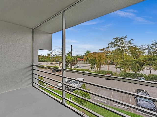 4255 N University Drive 308, Sunrise, FL 33351