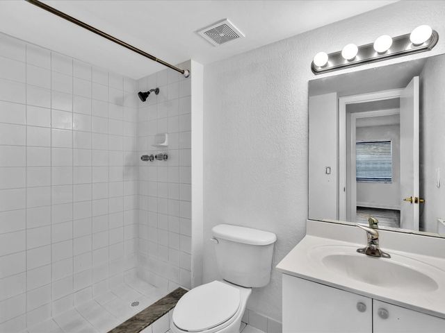 4255 N University Drive 308, Sunrise, FL 33351