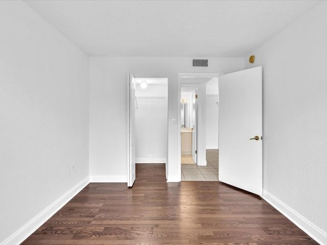 4255 N University Drive 308, Sunrise, FL 33351