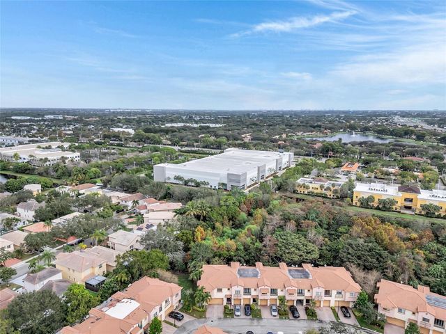 6140 Grand Cypress Circle, Pompano Beach, FL 33073