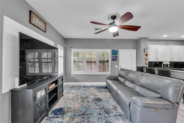 6140 Grand Cypress Circle, Pompano Beach, FL 33073