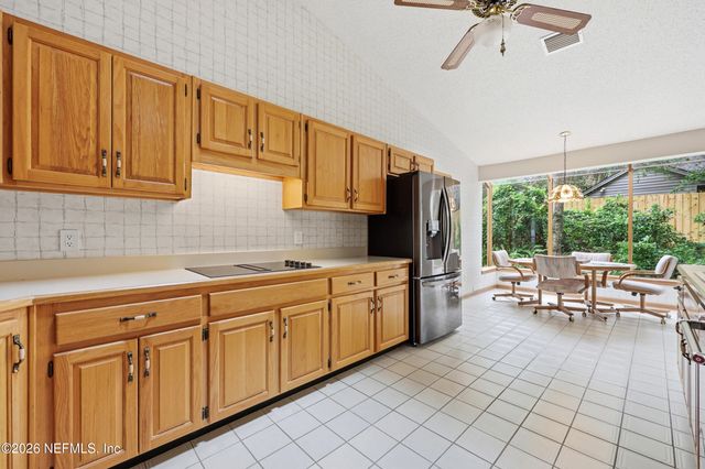 11634 HIDDEN HILLS Drive S, Jacksonville, FL 32225