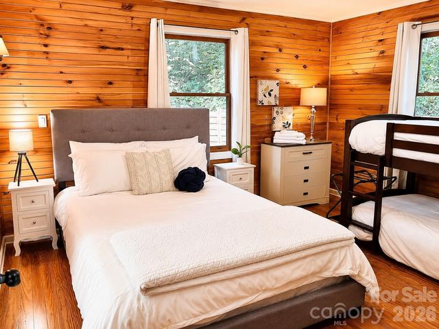721 Bear Creek Lane, Saluda, NC 28773