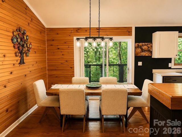 721 Bear Creek Lane, Saluda, NC 28773