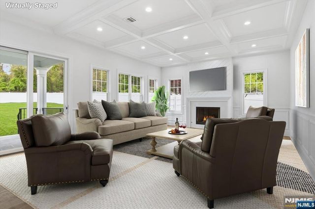 76 Hillside Avenue, Livingston, NJ 07039