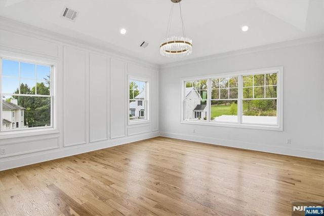 76 Hillside Avenue, Livingston, NJ 07039