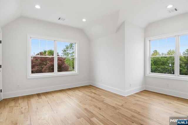 76 Hillside Avenue, Livingston, NJ 07039