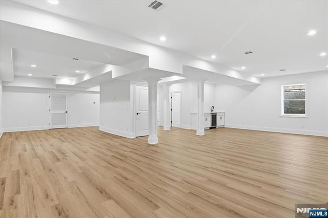 76 Hillside Avenue, Livingston, NJ 07039