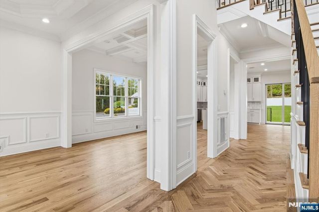 76 Hillside Avenue, Livingston, NJ 07039