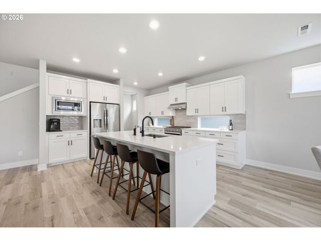 13727 Ne 101ST Dr, Vancouver, WA 98682