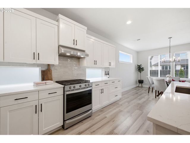 13727 Ne 101ST Dr, Vancouver, WA 98682