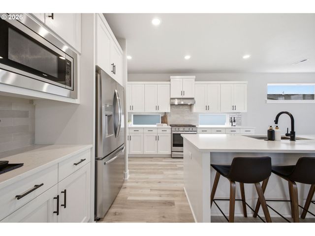 13727 Ne 101ST Dr, Vancouver, WA 98682