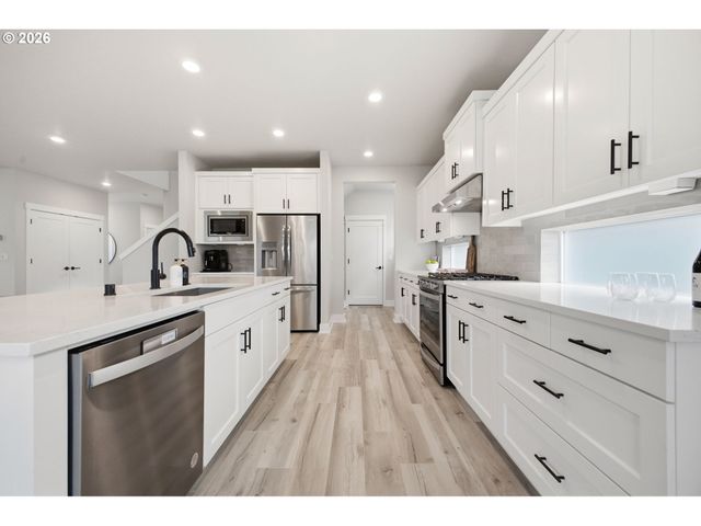13727 Ne 101ST Dr, Vancouver, WA 98682