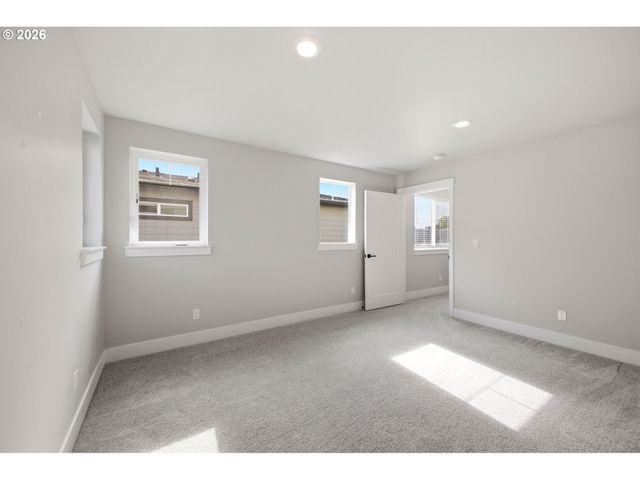 13727 Ne 101ST Dr, Vancouver, WA 98682