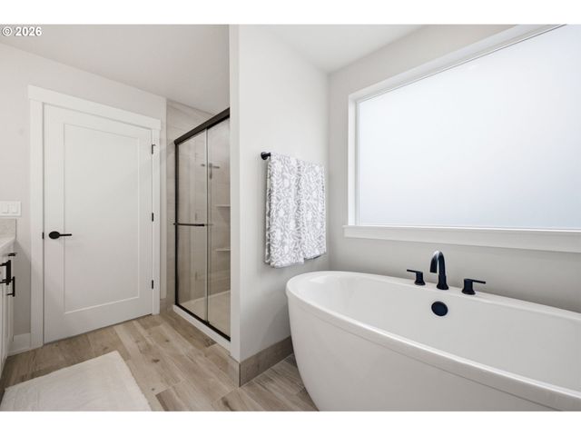 13727 Ne 101ST Dr, Vancouver, WA 98682