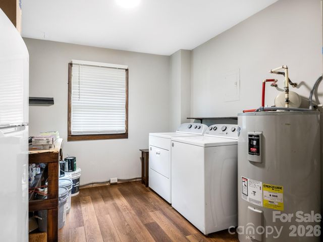 7518 Riding Trail Road, Charlotte, NC 28212