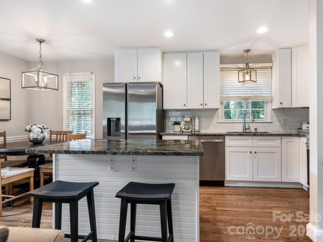 7518 Riding Trail Road, Charlotte, NC 28212