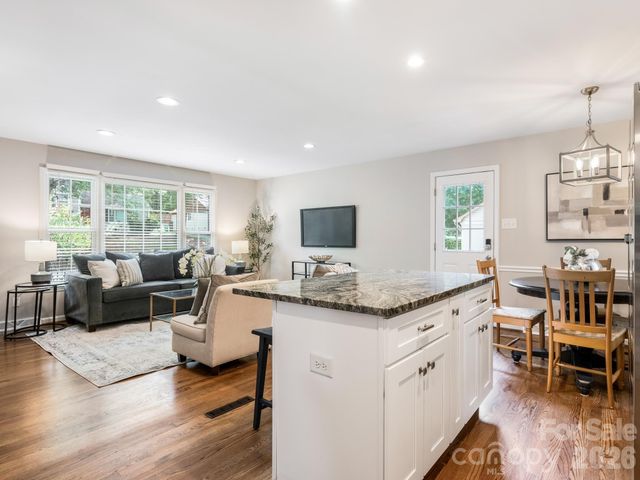 7518 Riding Trail Road, Charlotte, NC 28212