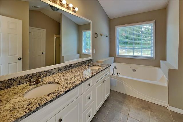 37 Christopher Drive, Hiram, GA 30141