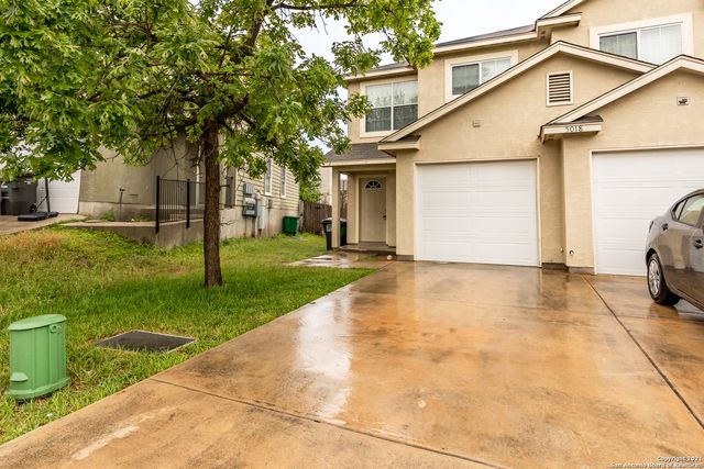 5018 Summit Pass Apt 2, San Antonio, TX 78229