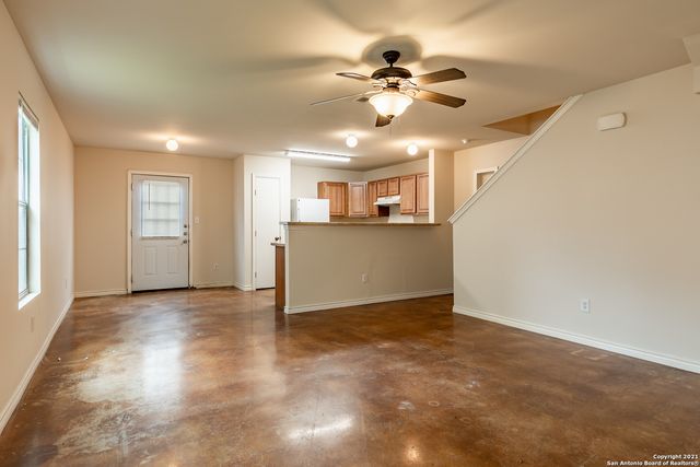 5018 Summit Pass Apt 2, San Antonio, TX 78229