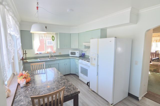 332 Swan Circle, Elsmere, KY 41018