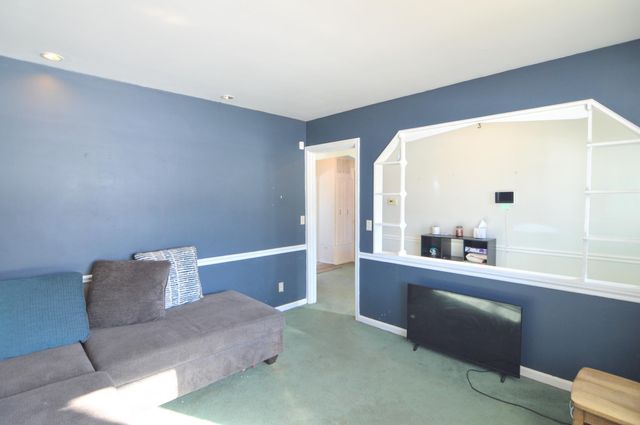 332 Swan Circle, Elsmere, KY 41018