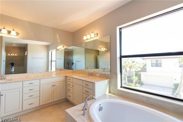 1342 Kendari TER, Naples, FL 34113