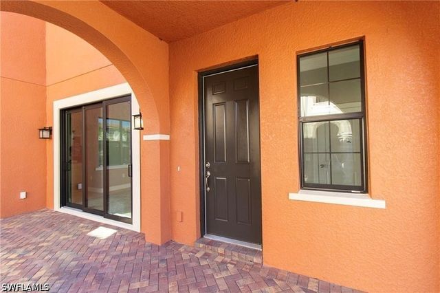 1342 Kendari TER, Naples, FL 34113