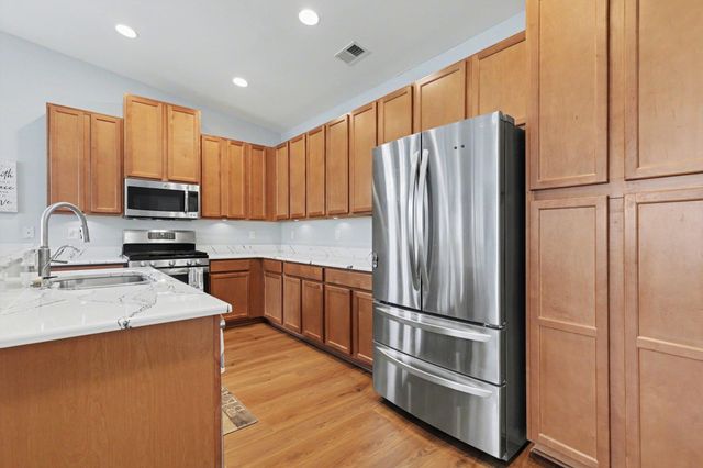 1811 B High St., Myrtle Beach, SC 29577