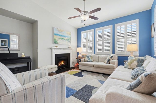 1811 B High St., Myrtle Beach, SC 29577