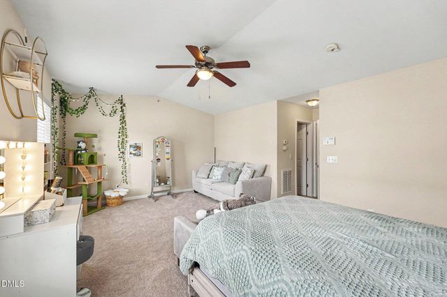 1130 Renewal Place 106, Raleigh, NC 27603