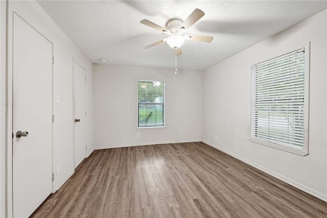 400 and 402 South Ennis Street, Bryan, TX 77803