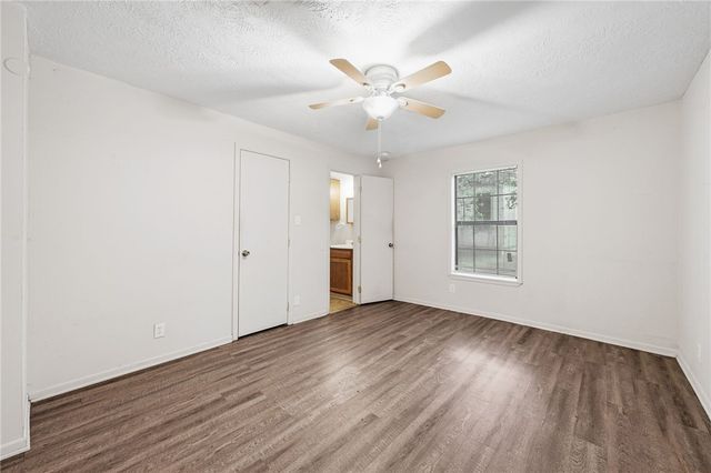 400 and 402 South Ennis Street, Bryan, TX 77803